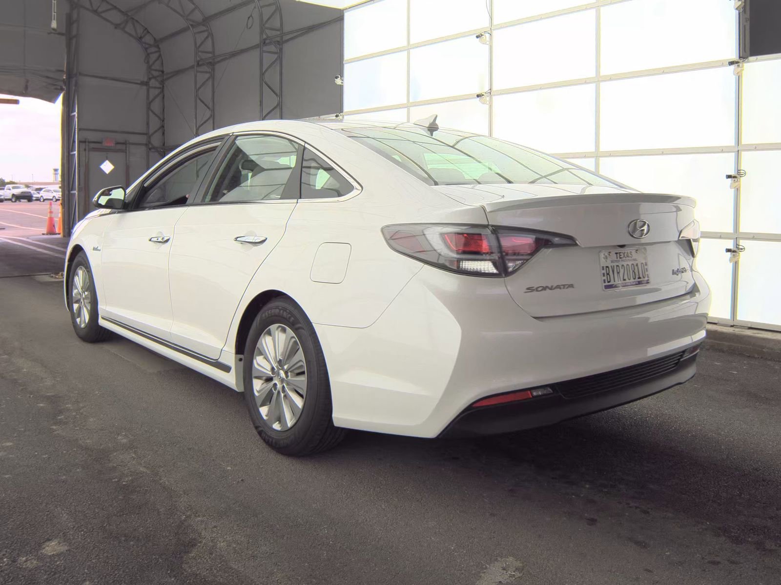 Used 2016 Hyundai Sonata SE FWD image 6
