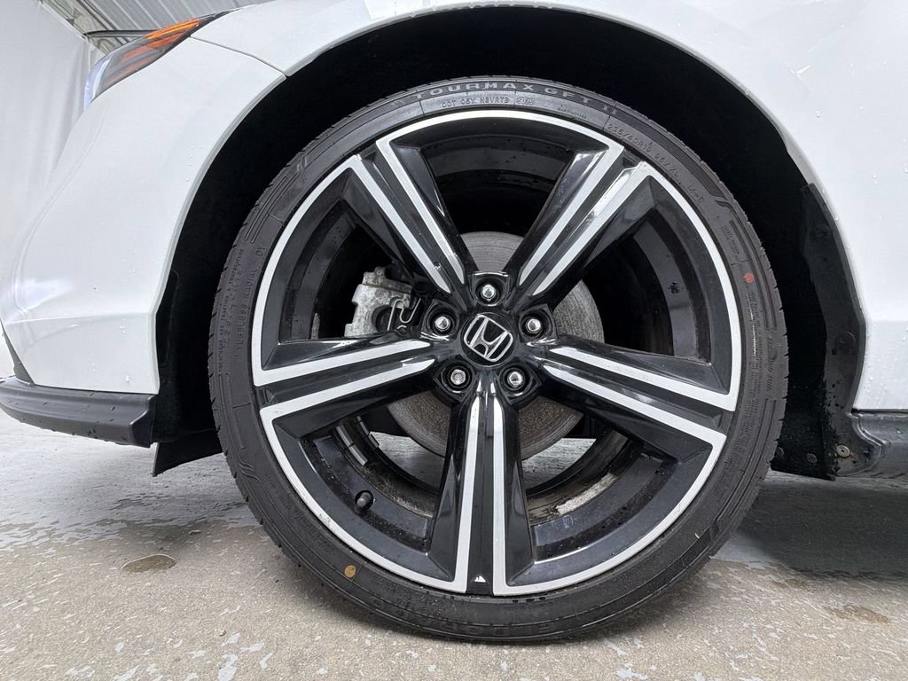 Used 2024 Honda Accord Sport image 16