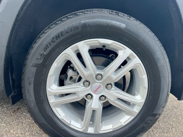 Used 2024 GMC Terrain SLE w/ Fleet Convenience Package FWD image 20