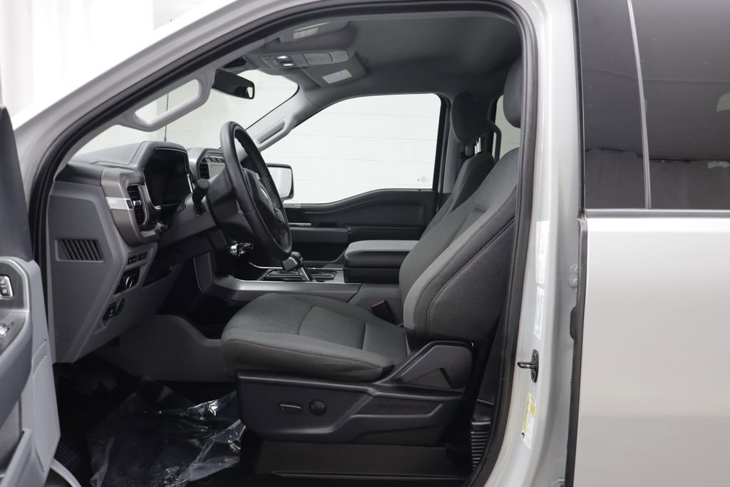 Used 2024 Ford F150 Lightning XLT image 6