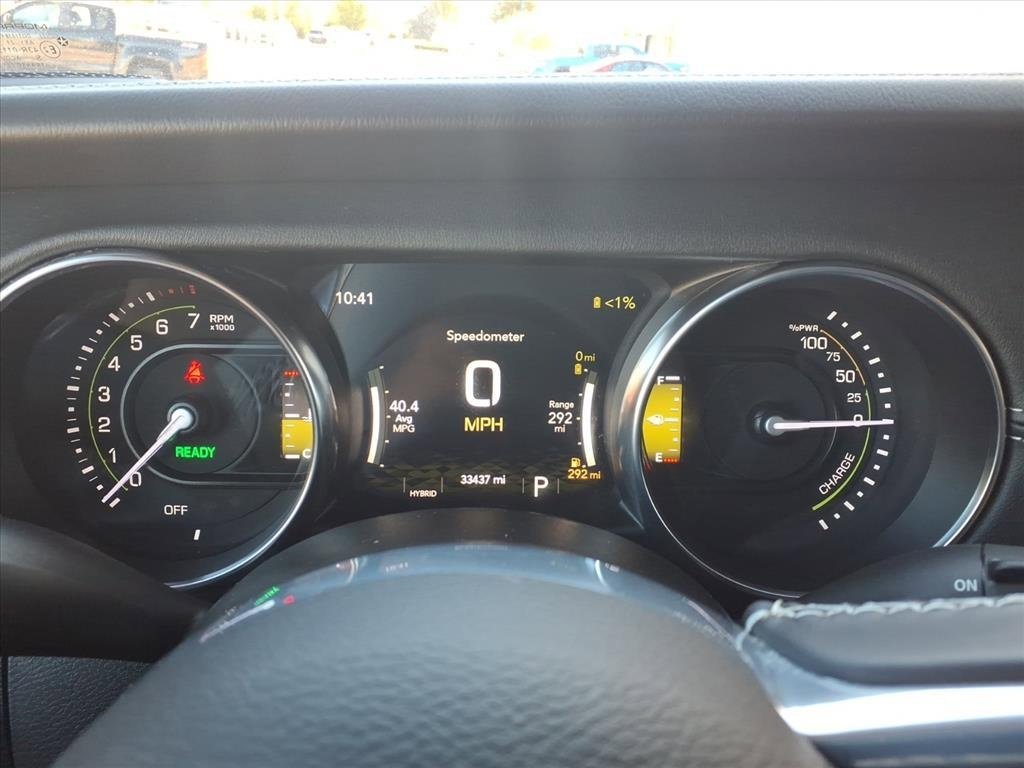 Used 2021 Jeep Wrangler Unlimited Sahara w/ Cold Weather Group image 17