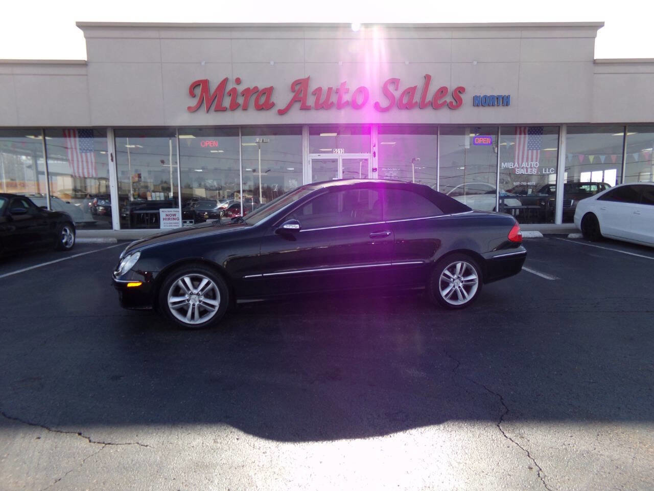 Used 2007 Mercedes-Benz CLK 350 Cabriolet w/ P1 Pkg image 2