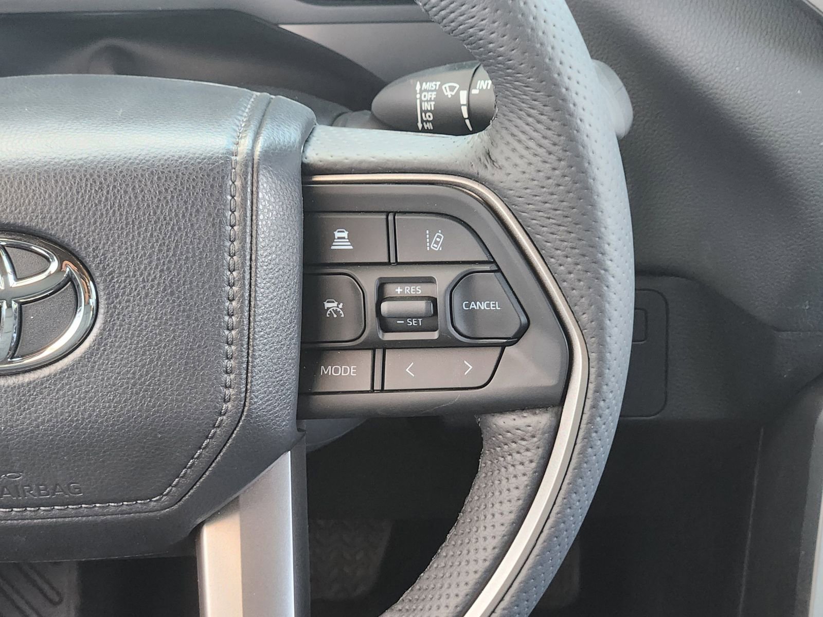 Used 2025 Toyota Tundra Limited image 23