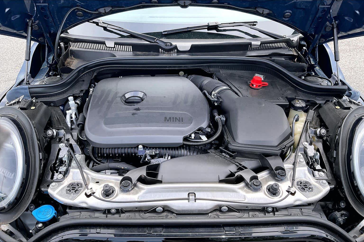 Used 2025 MINI Cooper S FWD image 31