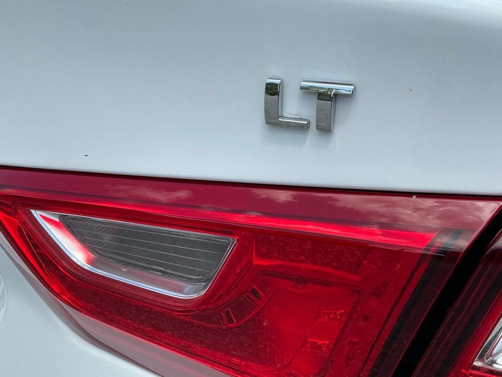 Used 2024 Chevrolet Malibu LT FWD image 23