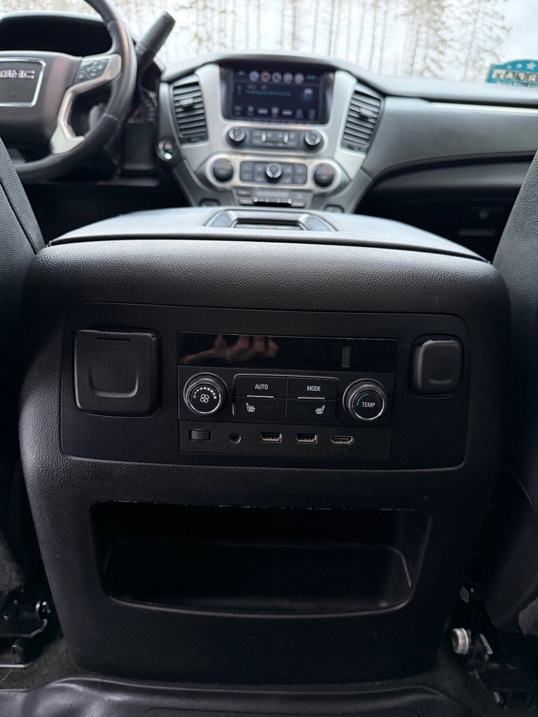 Used 2017 GMC Yukon SLT w/ Open Road Package image 14