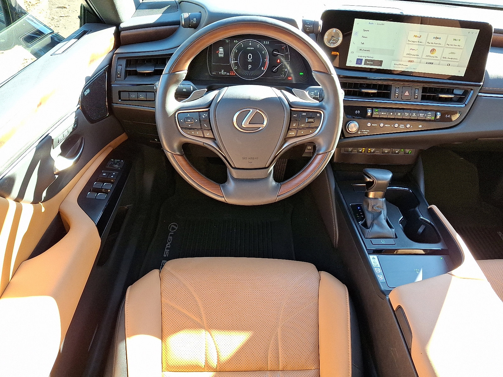 Used 2023 Lexus ES 350 Ultra Luxury image 12