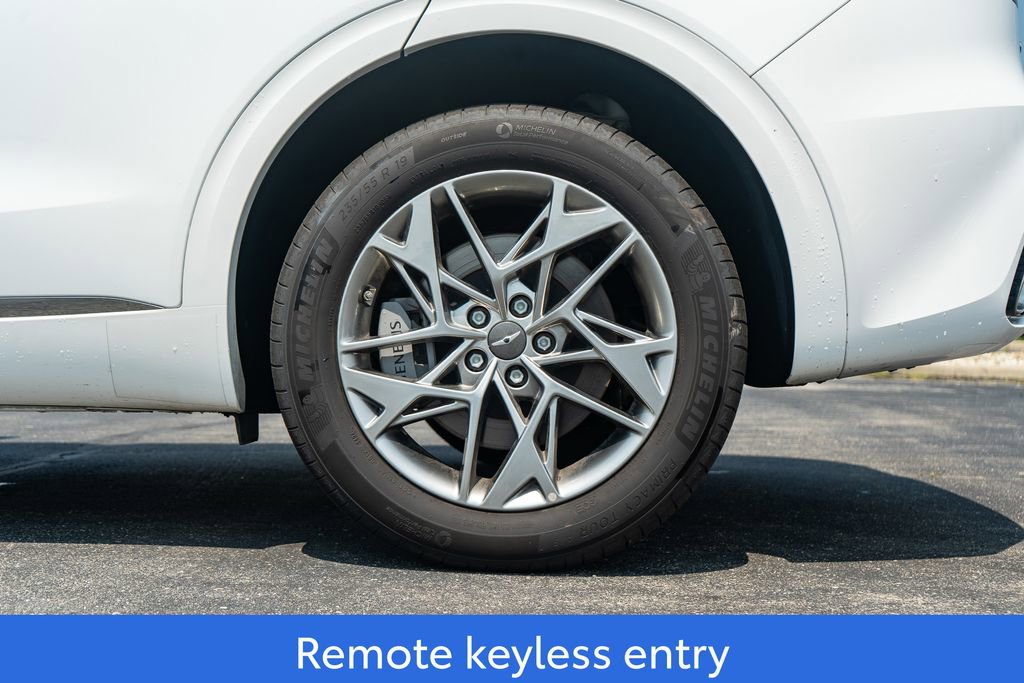 Used 2025 Genesis GV70 2.5T AWD/4WD image 9