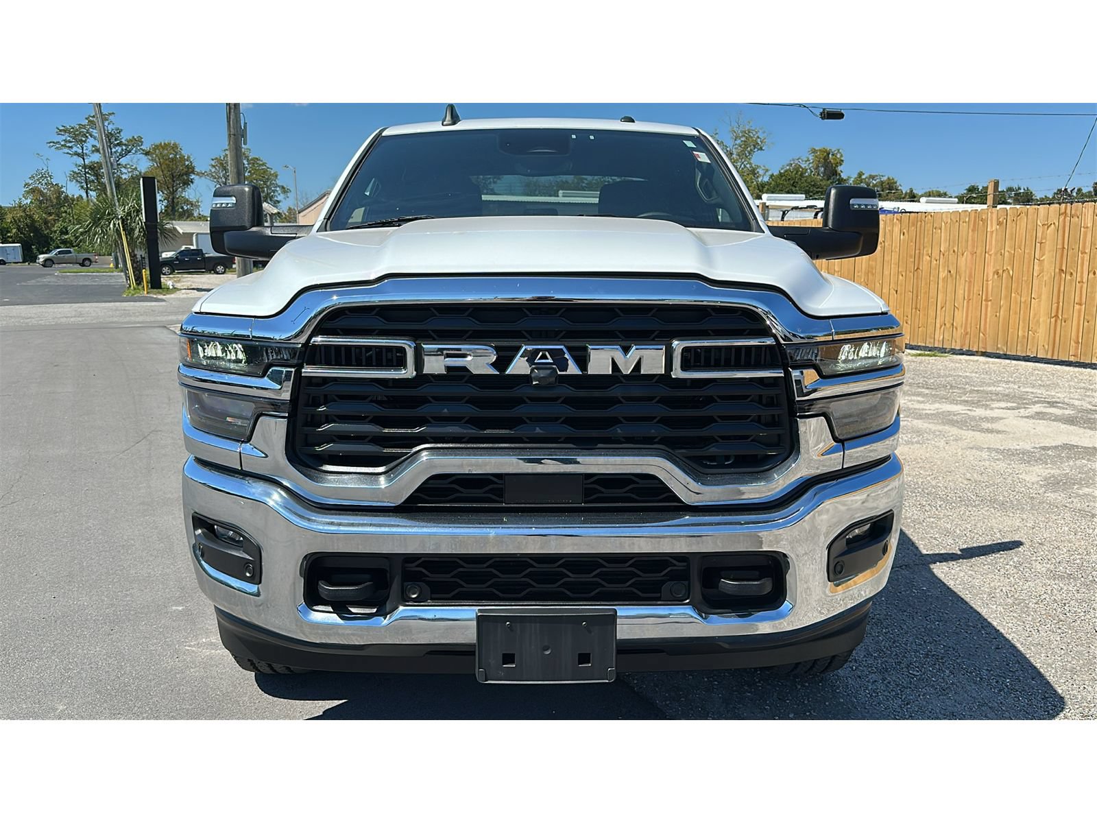 Used 2025 RAM 2500 Big Horn AWD/4WD image 9