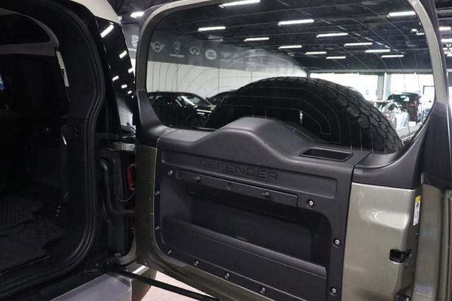 Used 2020 Land Rover Defender 110 S image 18