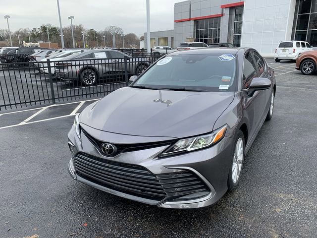 Used 2023 Toyota Camry LE image 1