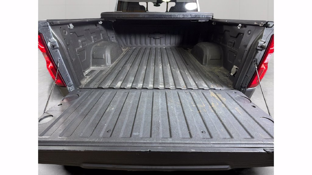 Certified 2020 Chevrolet Silverado 1500 RST AWD/4WD image 28