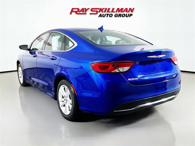 Used 2017 Chrysler 200 Limited Platinum image 5