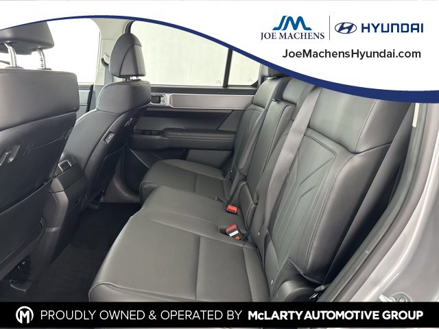 Used 2025 Hyundai Santa Fe SEL image 28