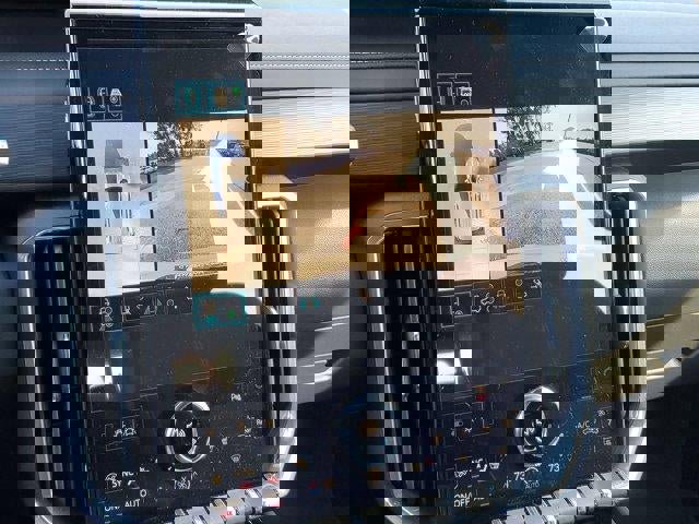 New 2025 GMC Acadia Elevation image 29