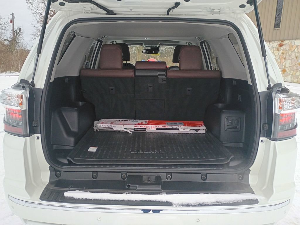 Used 2020 Toyota 4Runner 4WD image 23