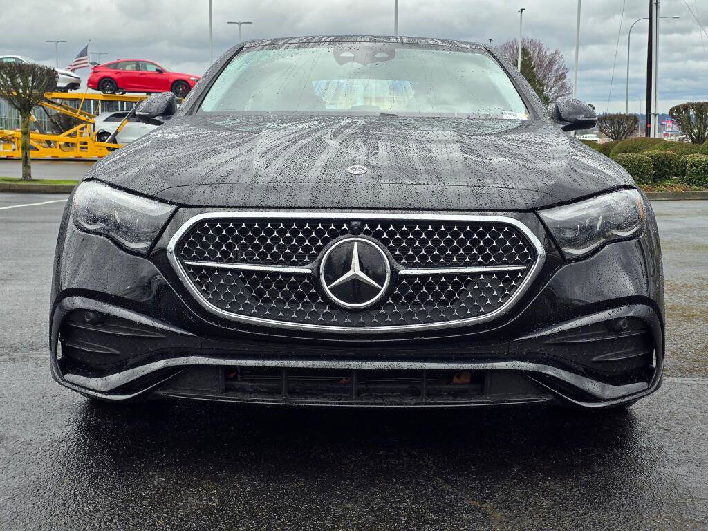 Used 2024 Mercedes-Benz E 450 4MATIC Sedan image 9
