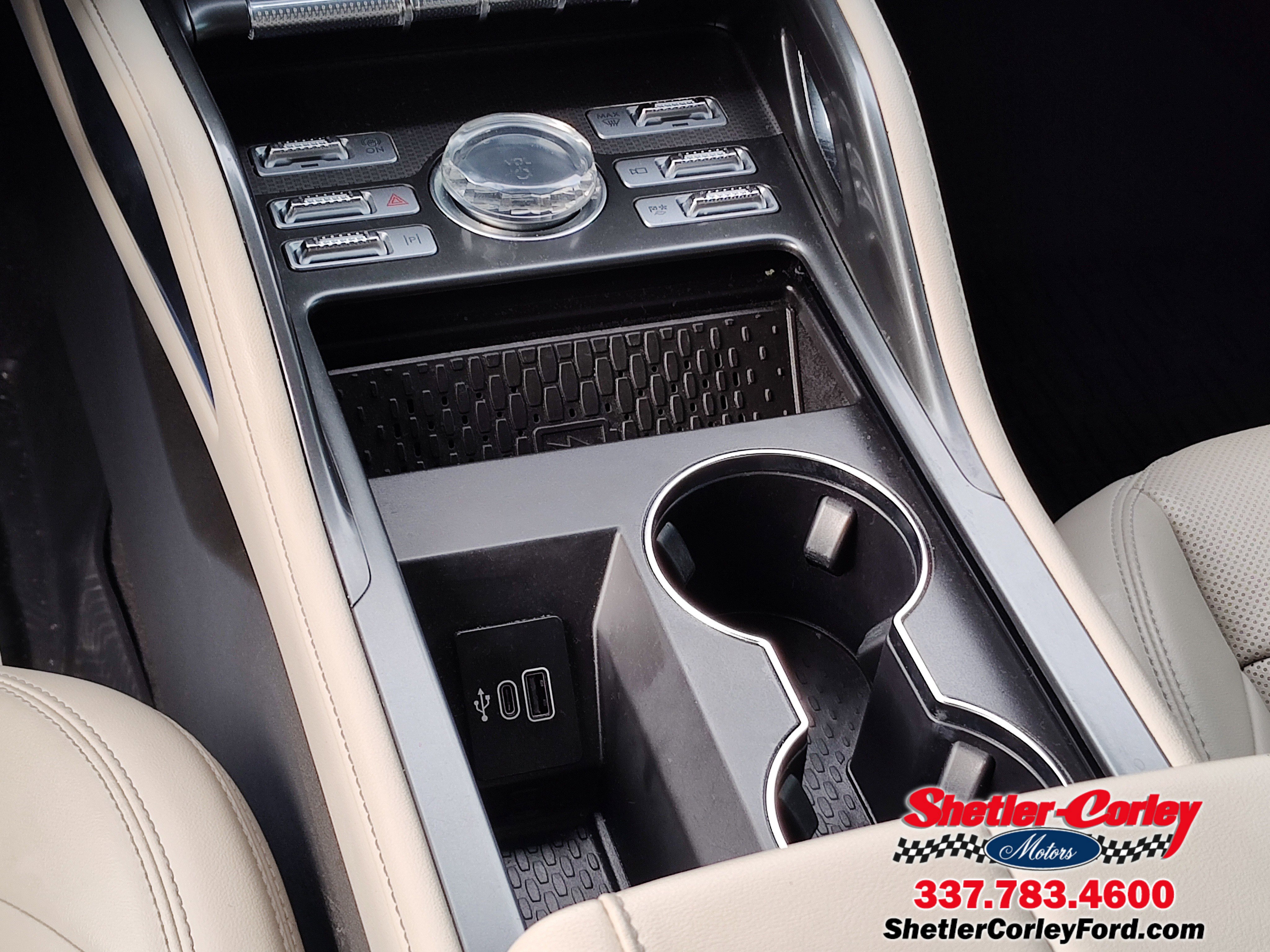 Used 2024 Lincoln Nautilus Premier image 21