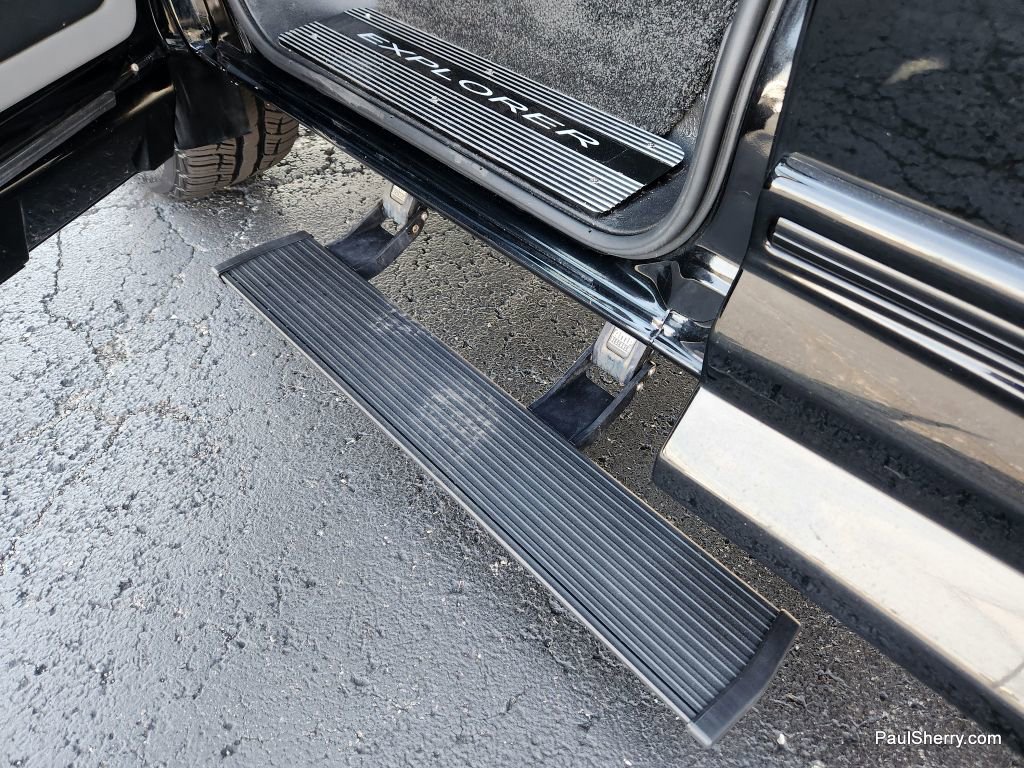 Used 2021 Chevrolet Express 2500 image 30