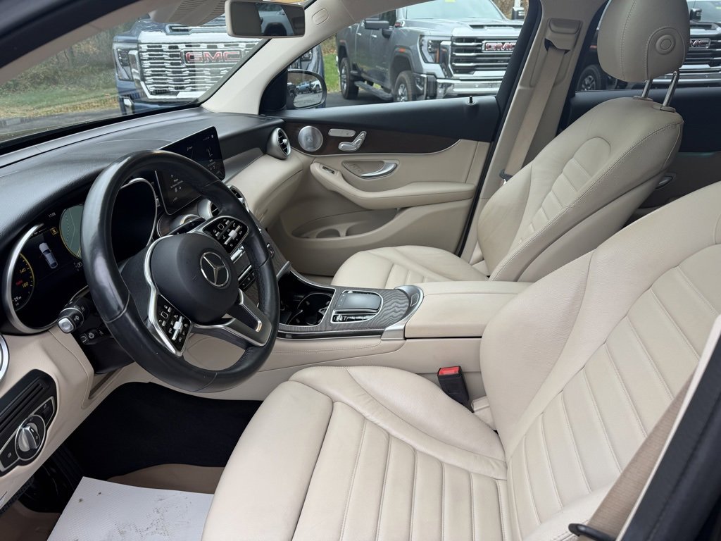 Used 2020 Mercedes-Benz GLC 300 4MATIC Coupe image 14