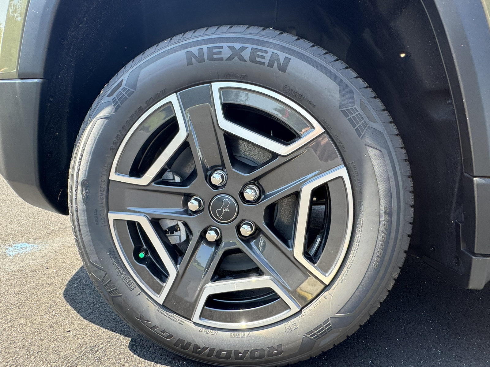 New 2026 Jeep Cherokee Limited AWD/4WD image 19