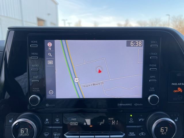 Used 2021 Toyota Highlander XLE AWD/4WD image 33