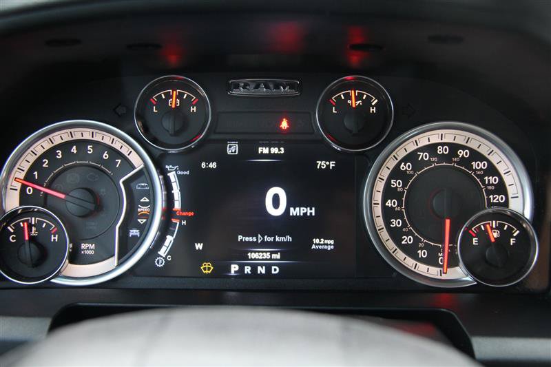 Used 2015 RAM 1500 Outdoorsman w/ Pittsburgh Penguins Edition AWD/4WD image 27