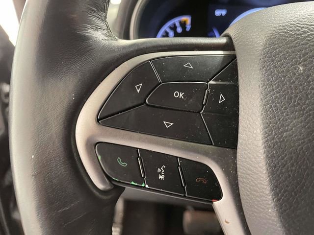 Used 2019 Jeep Grand Cherokee Overland image 16