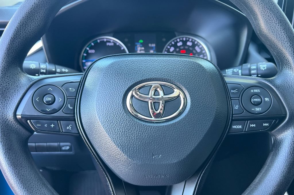 Certified 2021 Toyota RAV4 XLE w/ Convenience Package AWD/4WD image 25