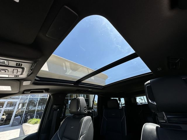 Certified 2023 Cadillac Escalade ESV Premium Luxury RWD image 29