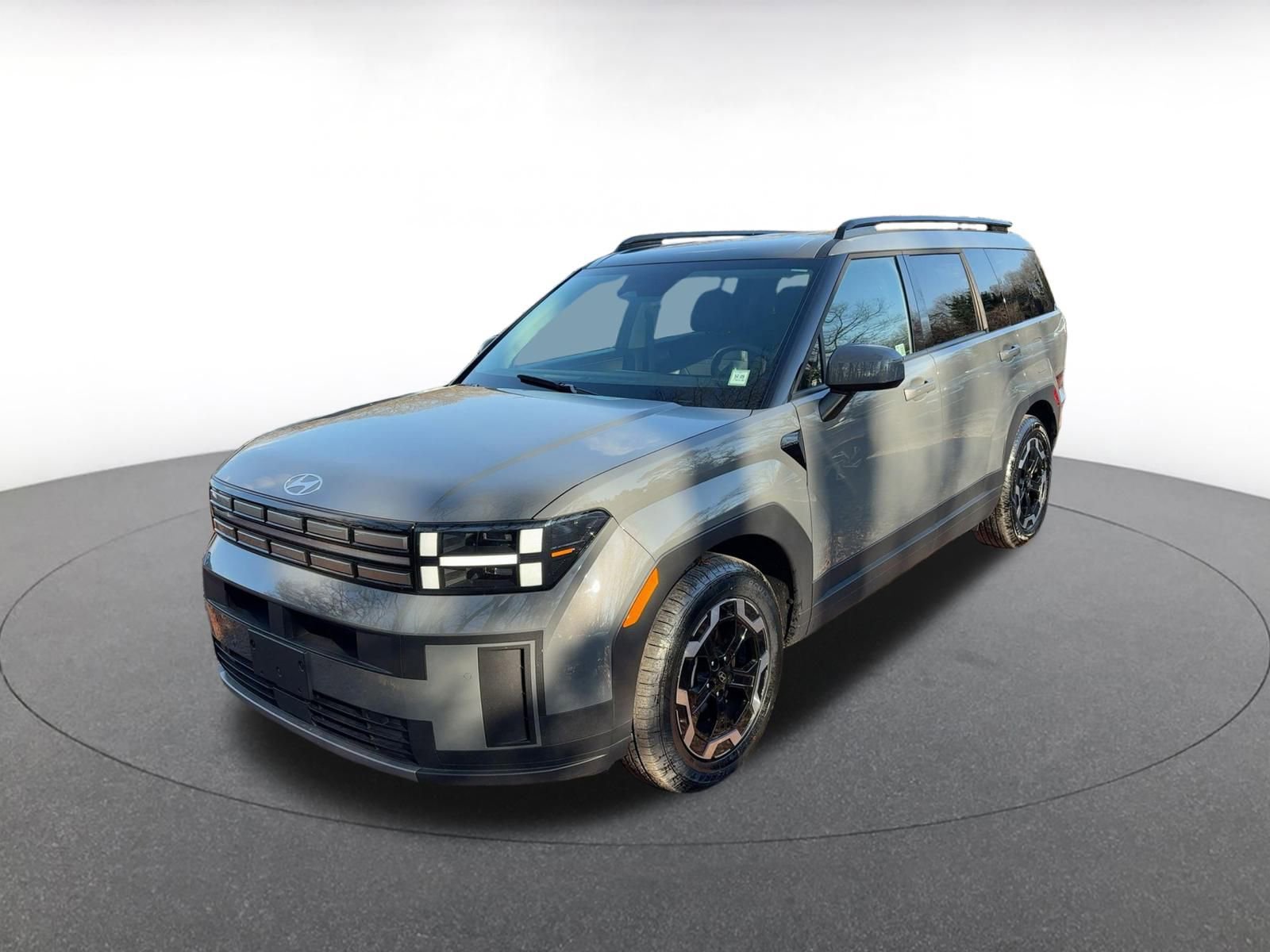 Used 2025 Hyundai Santa Fe SEL image 3