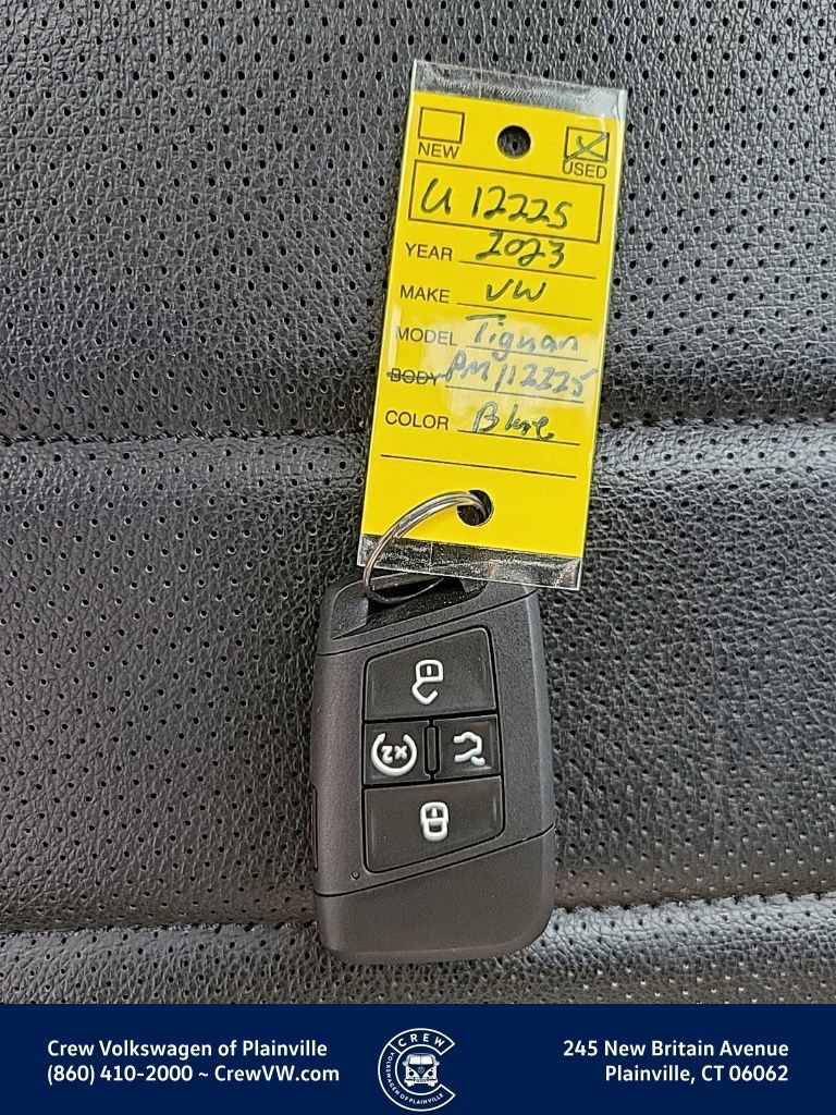 Certified 2023 Volkswagen Tiguan SEL R-Line AWD/4WD image 36