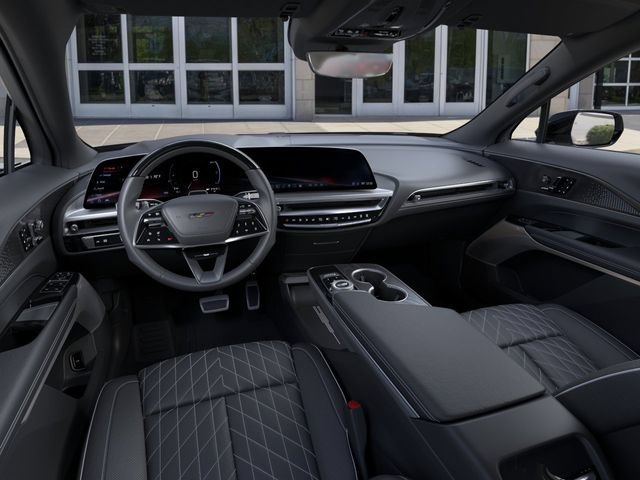 New 2026 Cadillac Lyriq V w/ LPO, Floor Liner Package AWD/4WD image 15