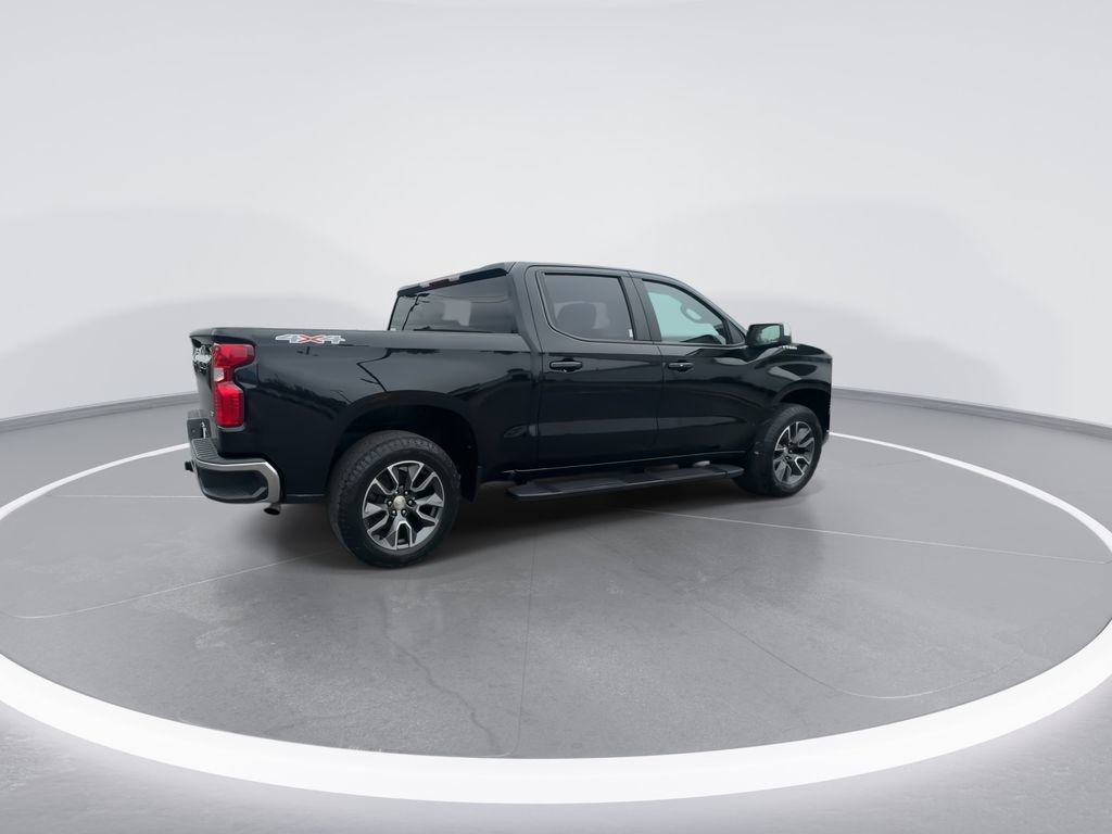 Used 2022 Chevrolet Silverado 1500 LT AWD/4WD image 8
