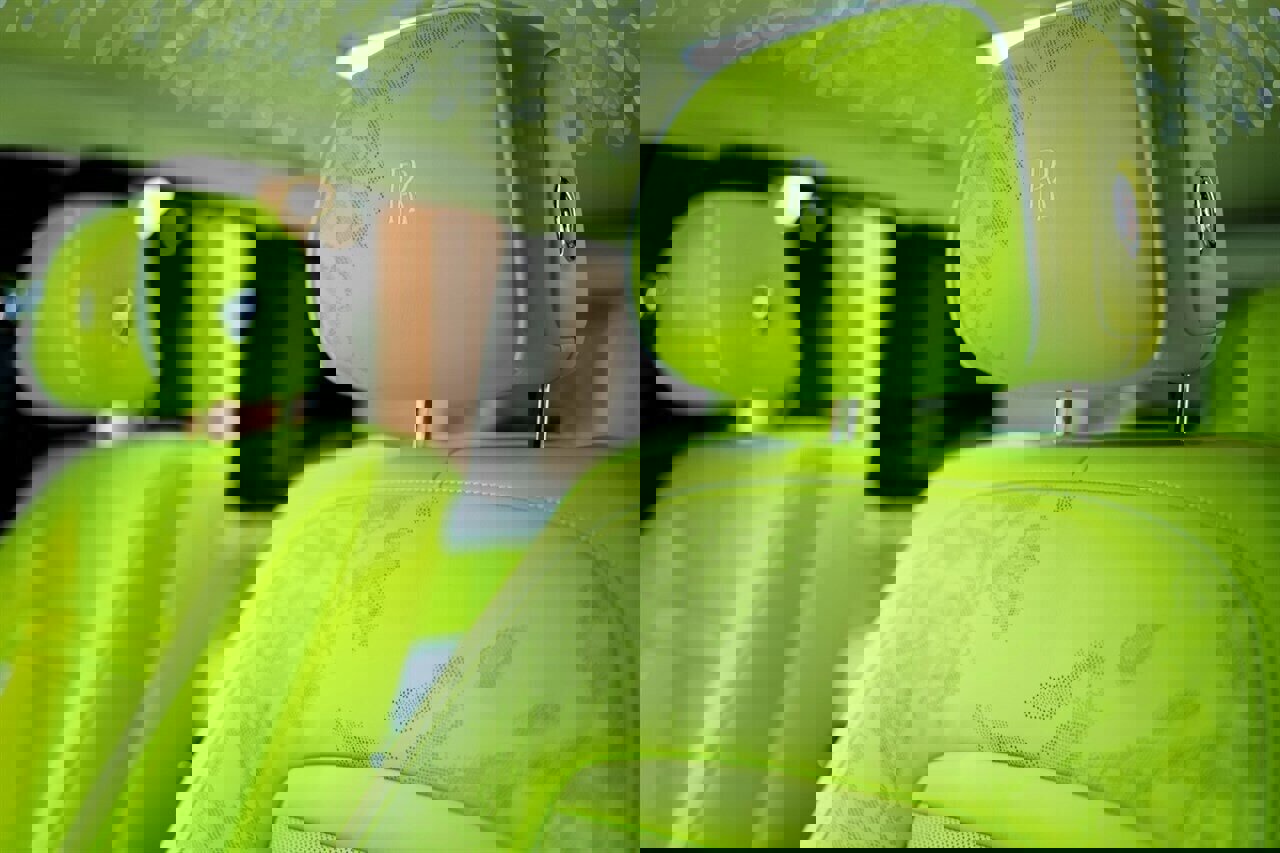 Used 2025 Rolls-Royce Cullinan Black Badge w/ Leather Finishing Pack image 17