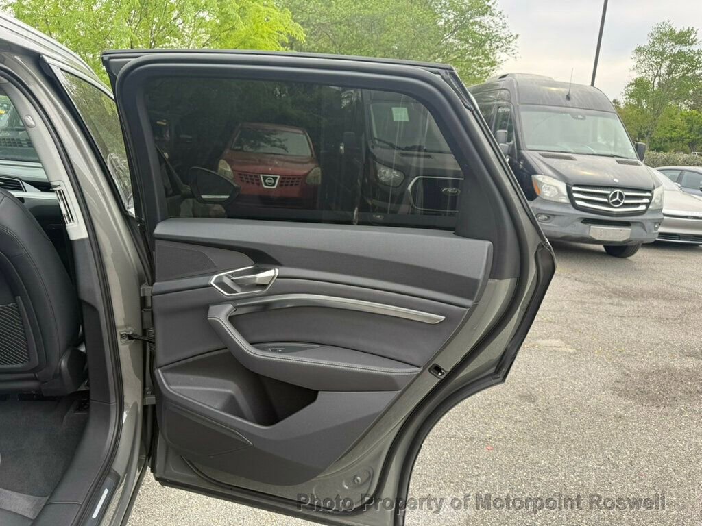 Used 2024 Audi Q8 e-tron Premium AWD/4WD image 15