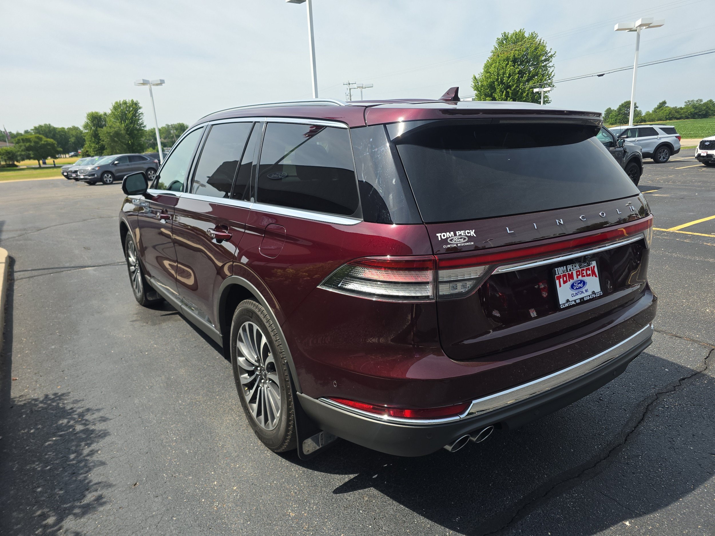 Used 2020 Lincoln Aviator Reserve w/ Equipment Group 201A AWD/4WD image 3