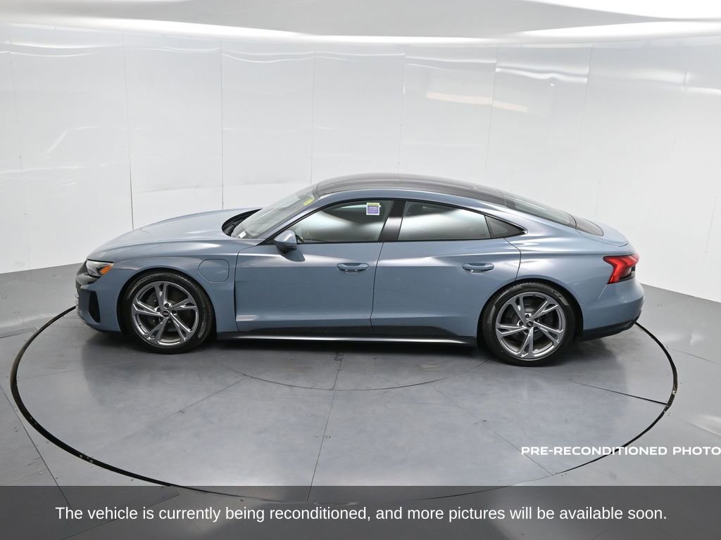 Used 2022 Audi e-tron GT Premium Plus image 57