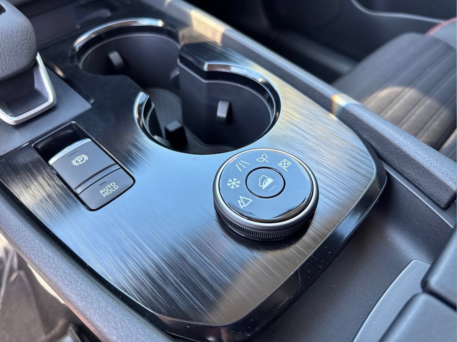 New 2026 Nissan Rogue SV AWD/4WD image 28
