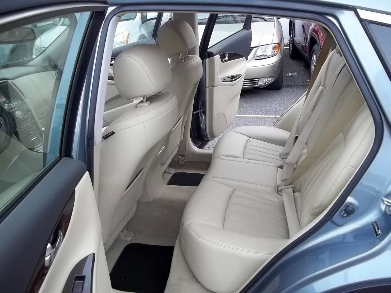 Used 2016 INFINITI QX50 AWD w/ Premium Plus Package image 8