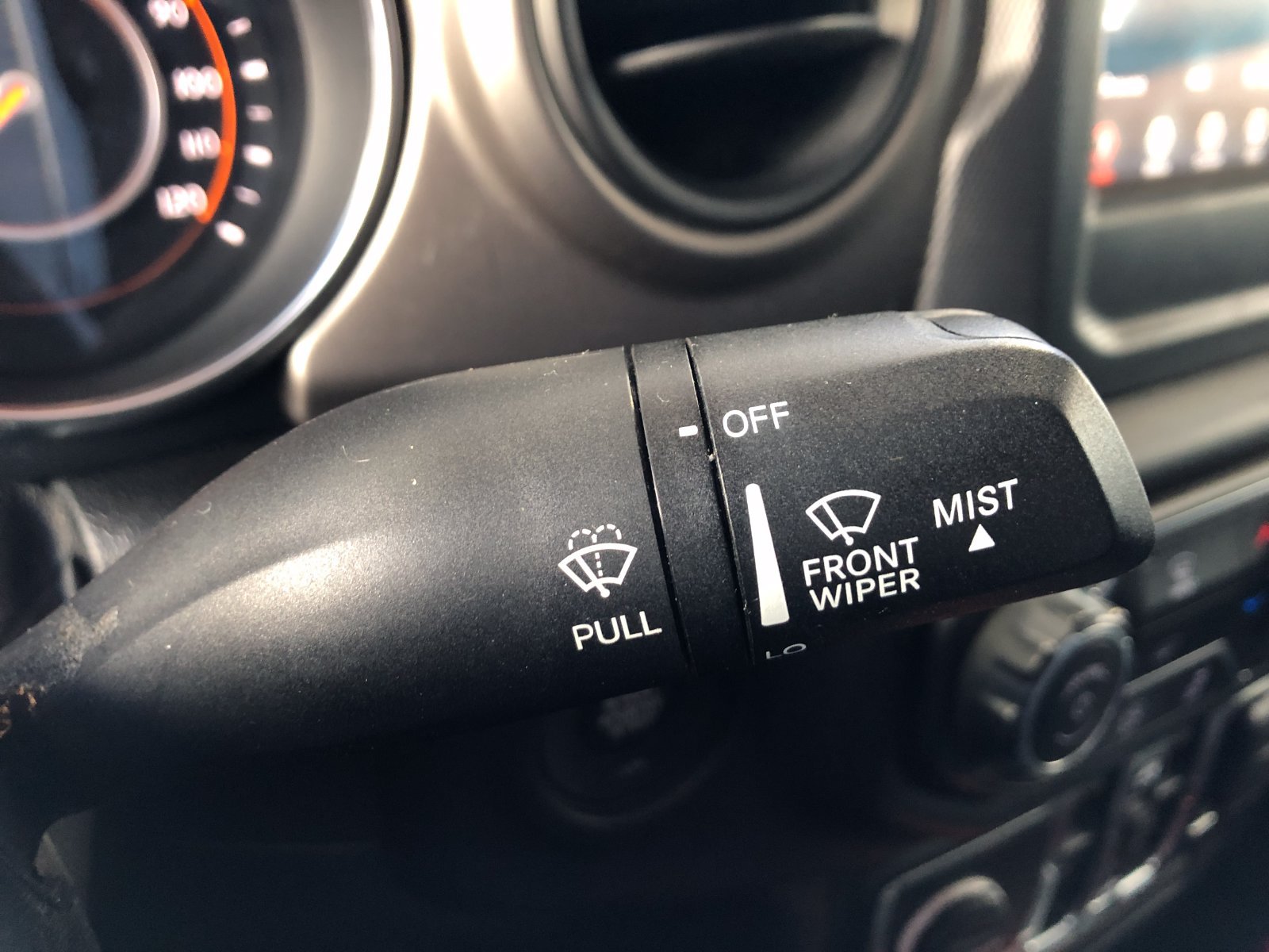 Used 2018 Jeep Wrangler Unlimited Sport S AWD/4WD image 30