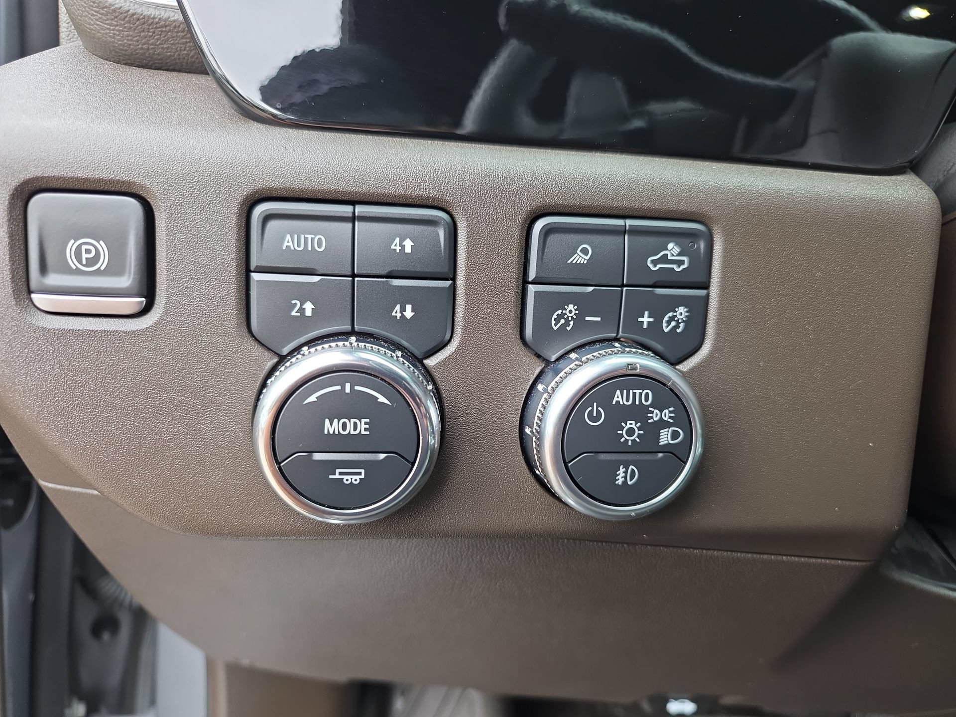 Used 2024 GMC Sierra 1500 SLT w/ SLT Premium Package AWD/4WD image 30