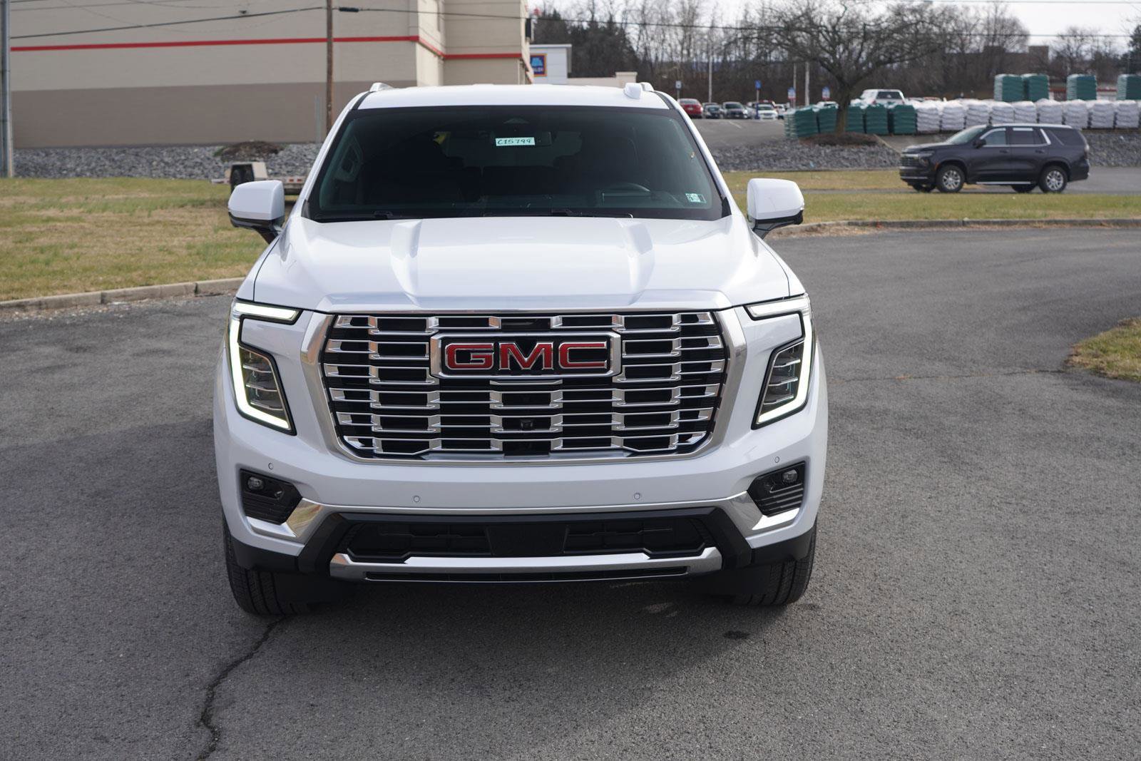 New 2026 GMC Yukon Denali image 9
