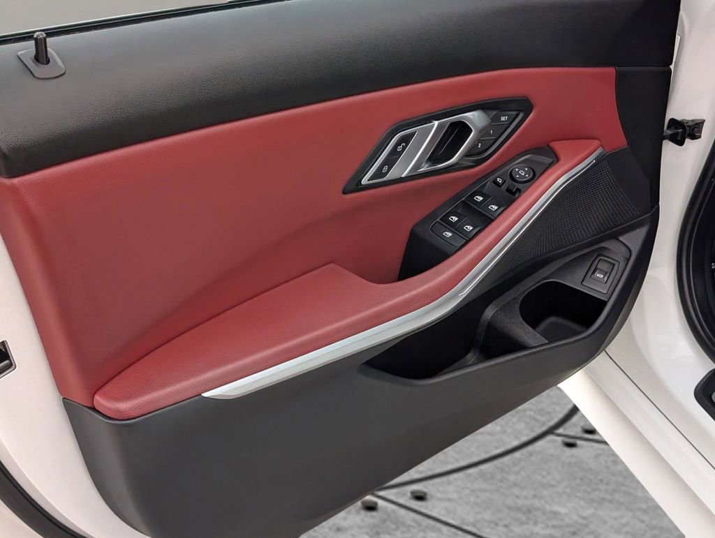 Used 2022 BMW 330i Sedan w/ Driving Assistance Package image 14