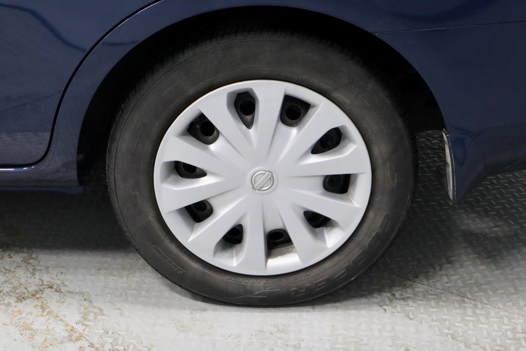 Used 2013 Nissan Versa S image 17