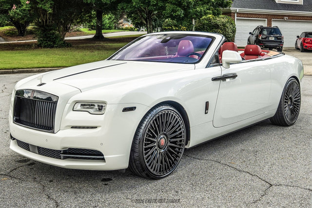 Used 2016 Rolls-Royce Dawn RWD image 14