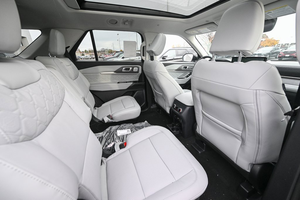 New 2026 Ford Explorer Platinum w/ LUX Leather Package image 25