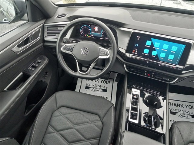 Used 2025 Volkswagen Atlas Cross Sport SE image 15