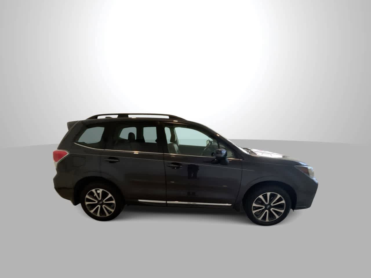 Used 2017 Subaru Forester 2.0XT Touring AWD/4WD image 9