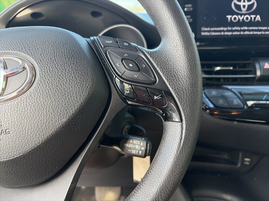 Used 2021 Toyota C-HR LE image 18